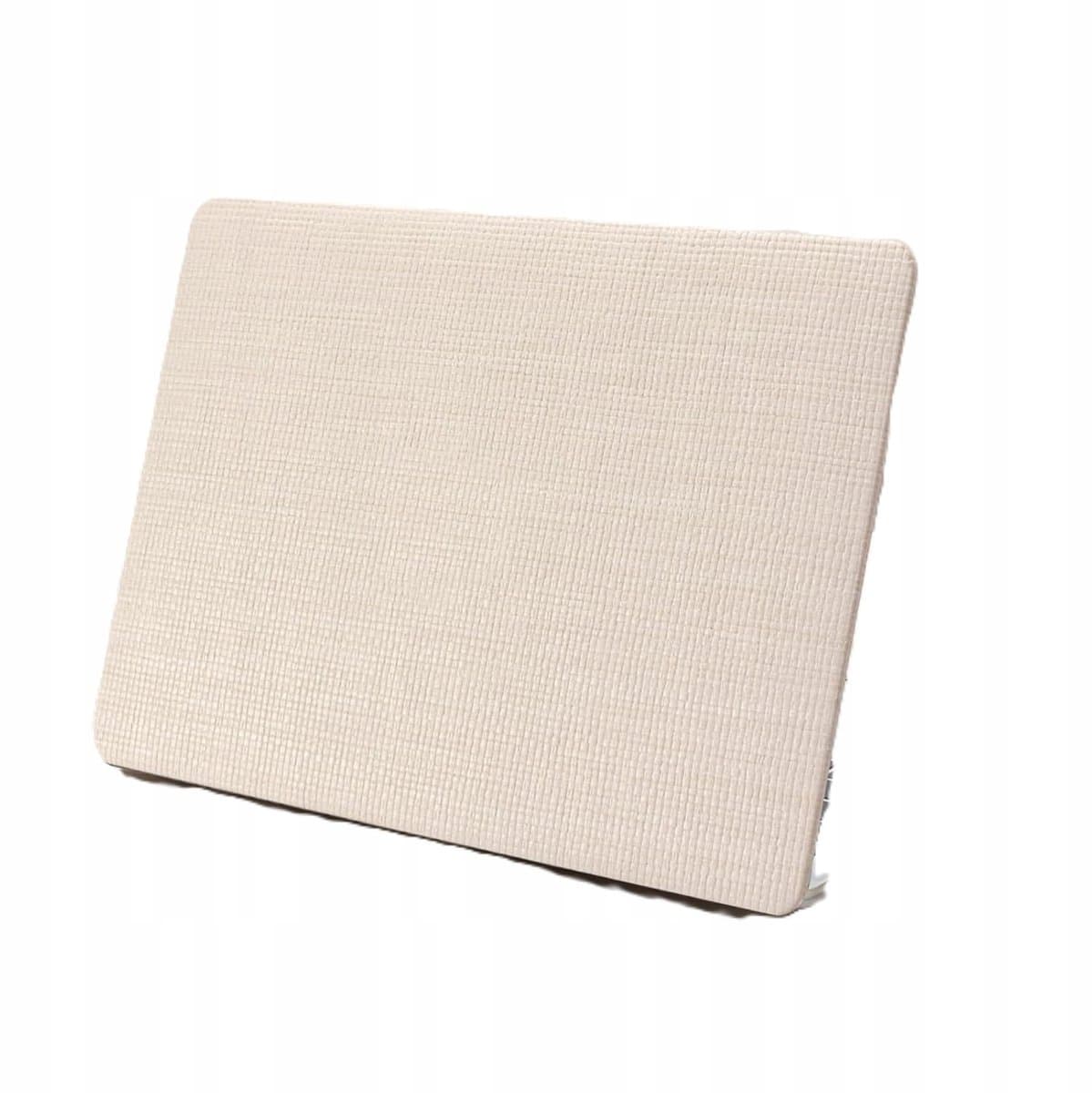 Merkloos MacBook Pro 13" (2016-2023) Hoes - Beige Gevlochten PVC & Leer - Afbeelding 1